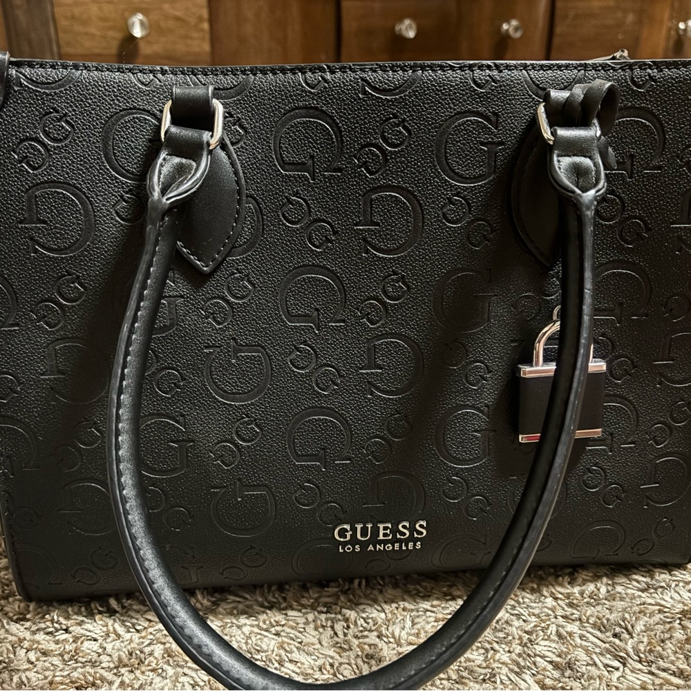 Guess purse